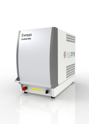 EVOSYS zeigt neue Kompaktmaschine zum Laserschweißen von Kunststoffen auf der K